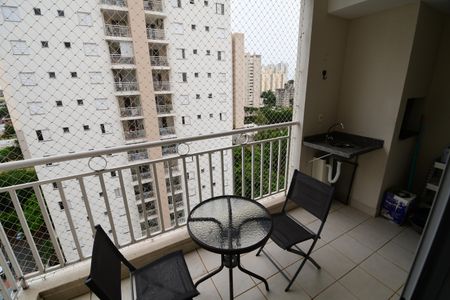 Sala - Sacada de apartamento para alugar com 2 quartos, 69m² em Mansões Santo Antônio, Campinas