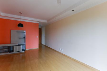 Sala de apartamento à venda com 3 quartos, 70m² em Vila Carbone, São Paulo