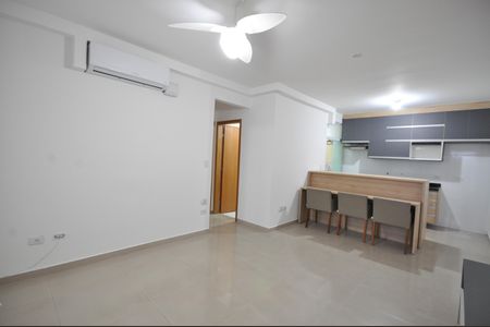 Sala de apartamento para alugar com 2 quartos, 55m² em Parque Edu Chaves, São Paulo