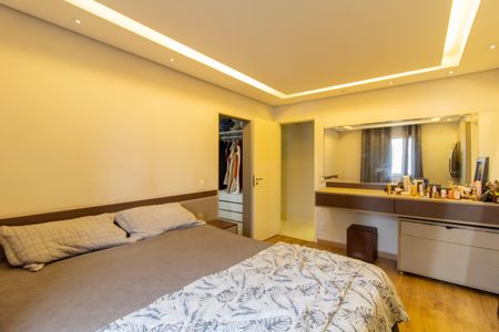 Apartamento para alugar com 128m², 3 quartos e 1 vagaSuíte 1