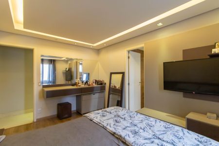 Apartamento para alugar com 128m², 3 quartos e 1 vagaSuíte 1