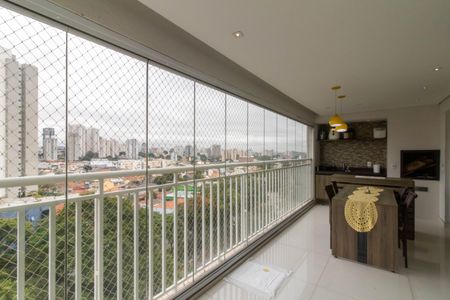 Apartamento para alugar com 128m², 3 quartos e 1 vagaVaanda Gourmet