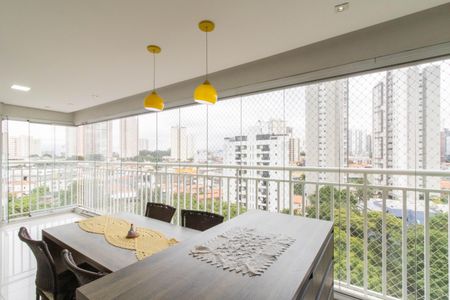 Apartamento para alugar com 128m², 3 quartos e 1 vagaVaanda Gourmet