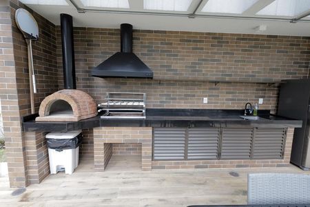 Apartamento à venda com 117m², 3 quartos e 2 vagas Apartamento à venda com 117m², 3 quartos e 2 vagasÁrea comum - Churrasqueira