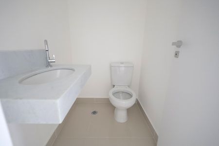 Apartamento à venda com 117m², 3 quartos e 2 vagas Apartamento à venda com 117m², 3 quartos e 2 vagasBanheiro 2