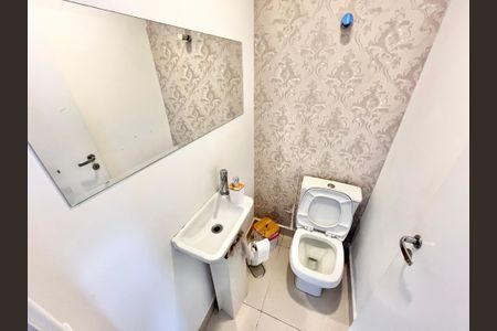 Apartamento à venda com 120m², 3 quartos e 2 vagas Apartamento à venda com 120m², 3 quartos e 2 vagasLavabo