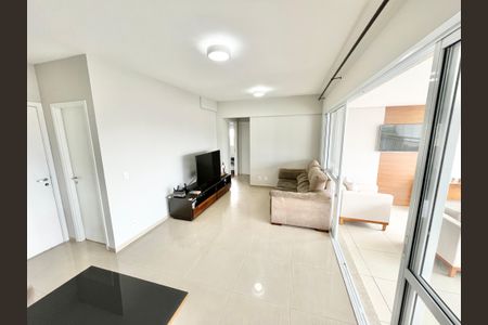 Apartamento à venda com 120m², 3 quartos e 2 vagas Apartamento à venda com 120m², 3 quartos e 2 vagasSala