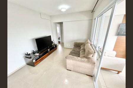 Apartamento à venda com 120m², 3 quartos e 2 vagas Apartamento à venda com 120m², 3 quartos e 2 vagasSala