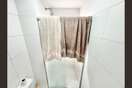 Apartamento à venda com 120m², 3 quartos e 2 vagas Apartamento à venda com 120m², 3 quartos e 2 vagasBanheiro da Suíte 1