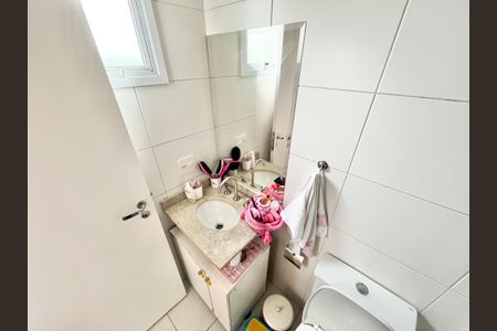 Apartamento à venda com 120m², 3 quartos e 2 vagas Apartamento à venda com 120m², 3 quartos e 2 vagasBanheiro da Suíte 2