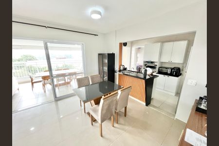 Sala de apartamento à venda com 3 quartos, 120m² em Santa Teresinha, São Paulo
