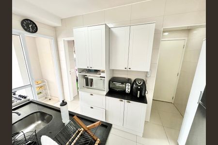 Apartamento à venda com 120m², 3 quartos e 2 vagas Apartamento à venda com 120m², 3 quartos e 2 vagasCozinha