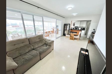 Apartamento à venda com 120m², 3 quartos e 2 vagas Apartamento à venda com 120m², 3 quartos e 2 vagasSala