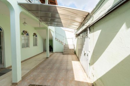 Casa à venda com 500m², 6 quartos e 3 vagasFachada interna