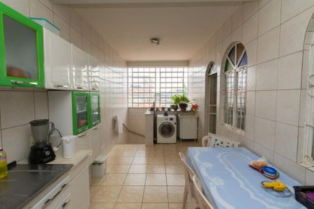 Casa à venda com 500m², 6 quartos e 3 vagasCasa1 - Cozinha 2 e Área de Serviços