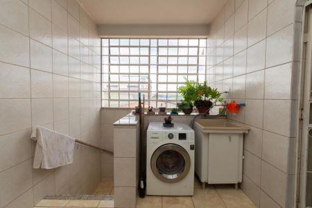 Casa à venda com 500m², 6 quartos e 3 vagasCasa1 - Cozinha 2 e Área de Serviços