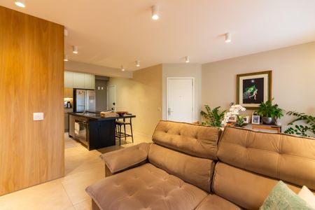 Sala  de apartamento à venda com 3 quartos, 108m² em Vila Pirajussara, Osasco