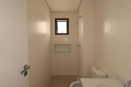 Apartamento à venda com 117m², 3 quartos e 2 vagasBanheiro da Suíte 1