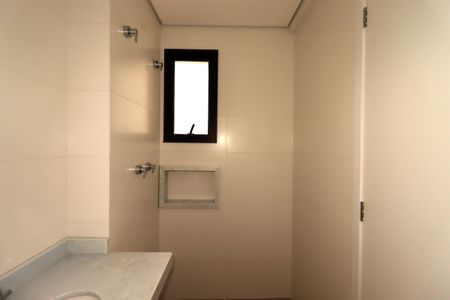 Apartamento à venda com 117m², 3 quartos e 2 vagasBanheiro da Suíte 3