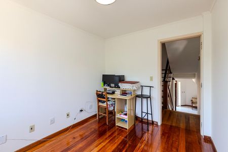 Casa à venda com 251m², 4 quartos e 2 vagas Casa à venda com 251m², 4 quartos e 2 vagasQuarto 1