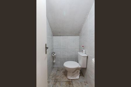 Casa à venda com 251m², 4 quartos e 2 vagas Casa à venda com 251m², 4 quartos e 2 vagasBanheiro de serviço