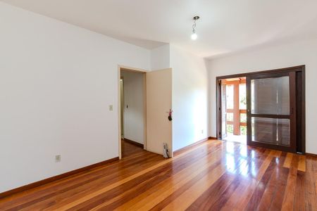 Casa à venda com 251m², 4 quartos e 2 vagas Casa à venda com 251m², 4 quartos e 2 vagasQuarto 3
