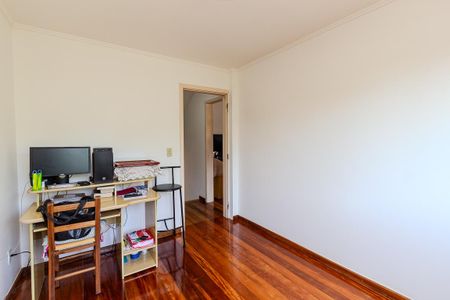 Casa à venda com 251m², 4 quartos e 2 vagas Casa à venda com 251m², 4 quartos e 2 vagasQuarto 1