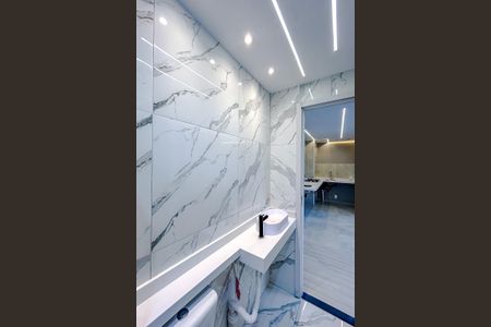 Apartamento para alugar com 34m², 2 quartos e sem vagaBanheiro