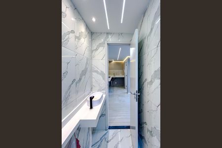 Apartamento para alugar com 34m², 2 quartos e sem vagaBanheiro