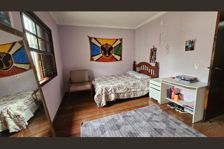 Casa à venda com 235m², 3 quartos e 4 vagasQuarto