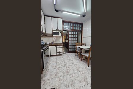 Casa à venda com 235m², 3 quartos e 4 vagasCozinha