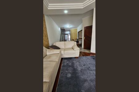 Sala de casa à venda com 3 quartos, 235m² em Jardim Las Vegas, Santo André