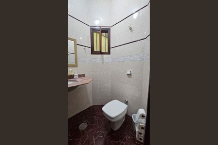 Casa à venda com 235m², 3 quartos e 4 vagasLavabo