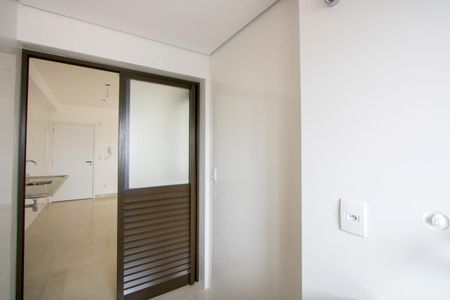 Apartamento à venda com 117m², 3 quartos e 2 vagas Apartamento à venda com 117m², 3 quartos e 2 vagasÁrea de serviço
