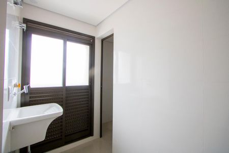 Apartamento à venda com 117m², 3 quartos e 2 vagas Apartamento à venda com 117m², 3 quartos e 2 vagasÁrea de serviço