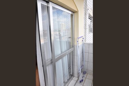 Apartamento para alugar com 69m², 3 quartos e 1 vagaDetalhe - Varanda da Sala