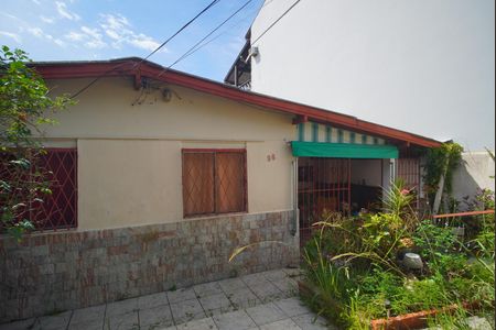 Casa para alugar com 300m², 2 quartos e sem vagaFachada Interna