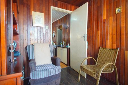 Sala de casa à venda com 2 quartos, 300m² em Jardim Carvalho, Porto Alegre