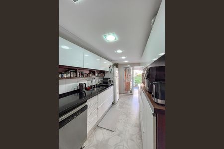 Apartamento à venda com 134m², 3 quartos e 2 vagasCozinha