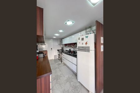 Apartamento à venda com 134m², 3 quartos e 2 vagasCozinha