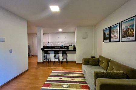 Apartamento para alugar com 2 quartos, 75m² em Copacabana, Rio de Janeiro