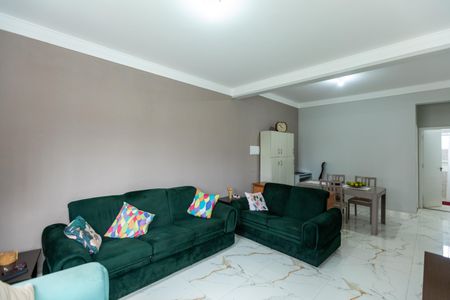 Casa para alugar com 140m², 3 quartos e 1 vagaSala 