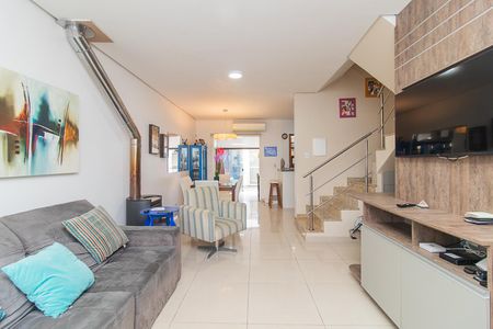 Casa à venda com 187m², 3 quartos e 2 vagasSala