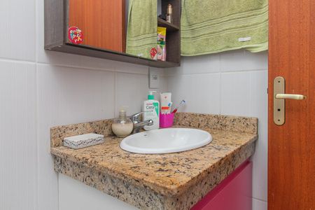 Casa à venda com 187m², 3 quartos e 2 vagasBanheiro Social