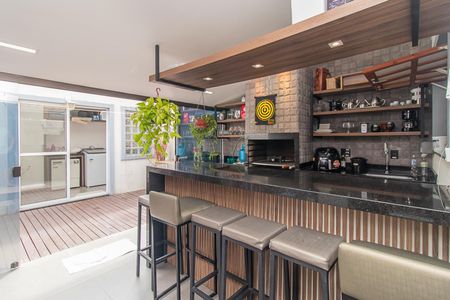 Casa à venda com 187m², 3 quartos e 2 vagasChurrasqueira