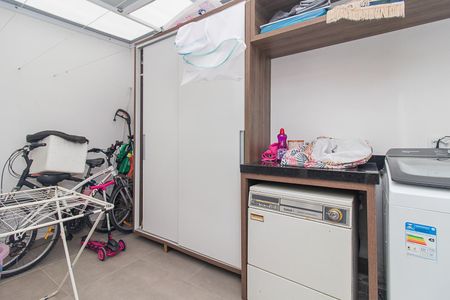 Casa à venda com 187m², 3 quartos e 2 vagasQuintal