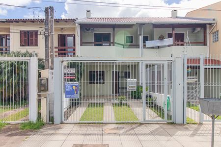 Casa à venda com 187m², 3 quartos e 2 vagasFachada