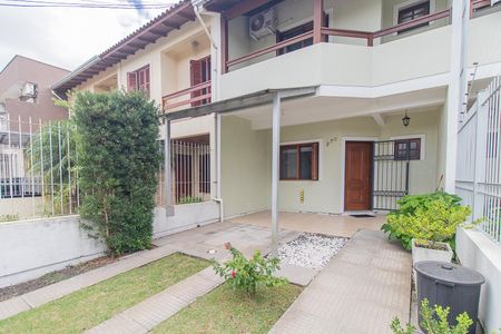 Casa à venda com 187m², 3 quartos e 2 vagasFachada