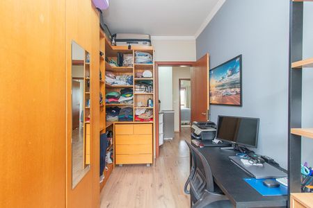 Casa à venda com 187m², 3 quartos e 2 vagasQuarto 2