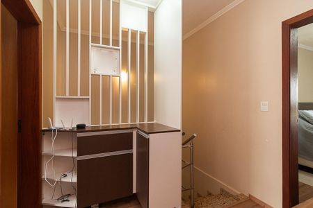 Casa à venda com 187m², 3 quartos e 2 vagasCorredor